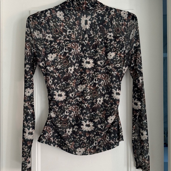Madewell mesh floral Henley, sz L - Picture 5 of 5
